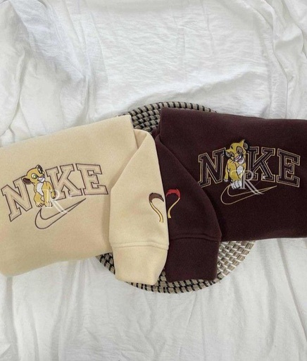 maching hoodies logo nike